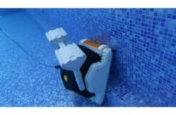 Maytronics Dolphin Dolphin Explorer Zwembadrobot 12 Maytronics Dolphin Dolphin Explorer Zwembadrobot -Zwembad Benodigdheden Verkoopwinkel maytronics dolphin dolphin explorer zwembadrobot 4
